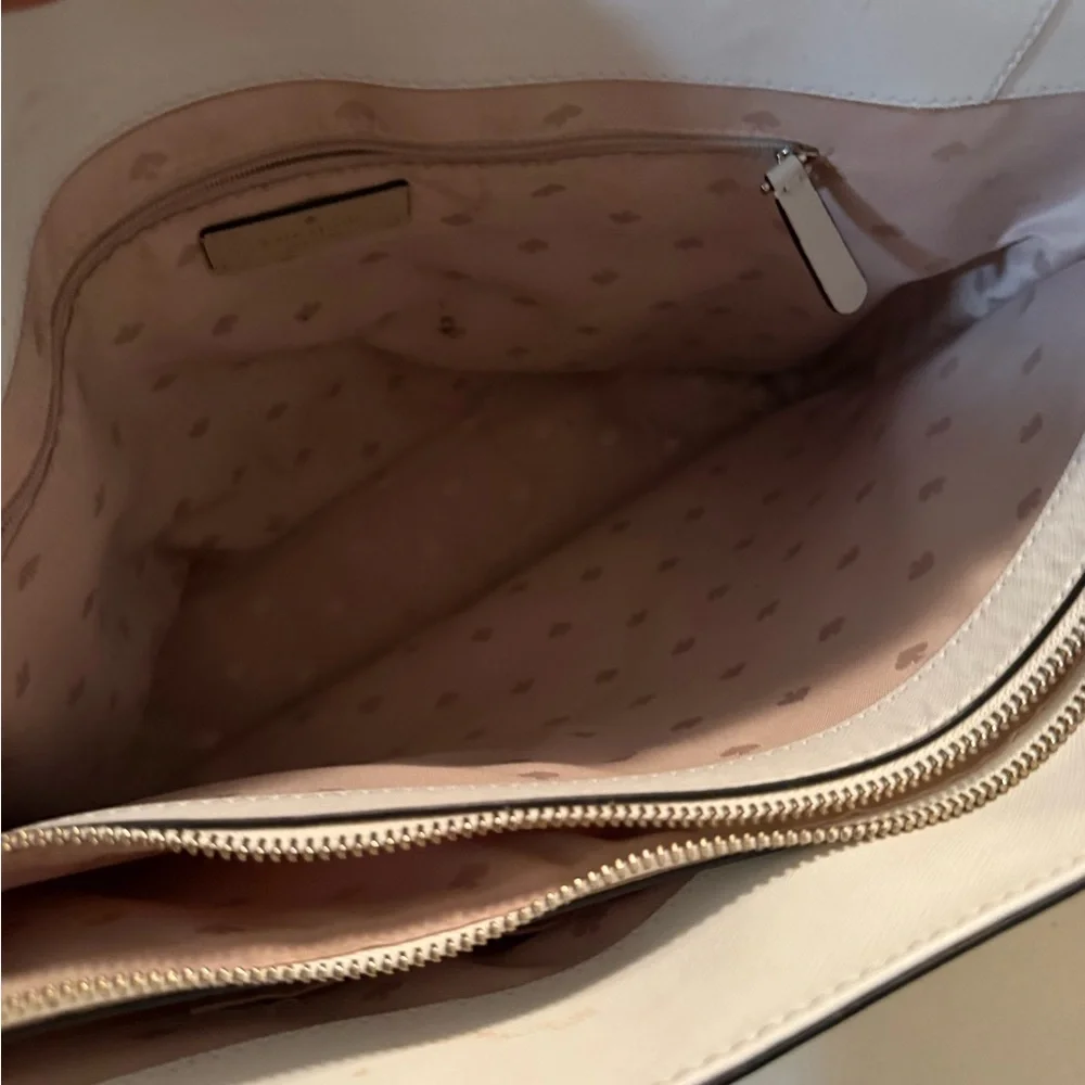 Kate Spade Cream and Black Tote - Picture 10 of 10